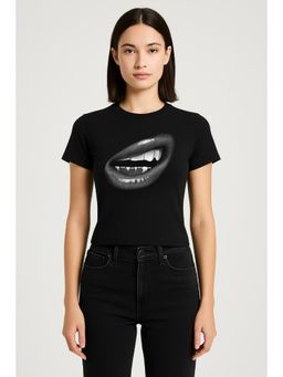 Cider - Round Neckline Mouth Graphic Short Sleeve Tee