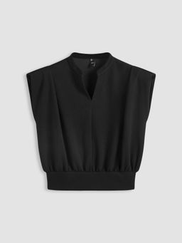 Cider - Curve & Plus V Neck Solid Pleated Crop Top