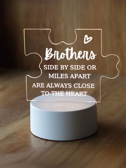 Gleevers - Acrylic Plaque with Stand LED Light