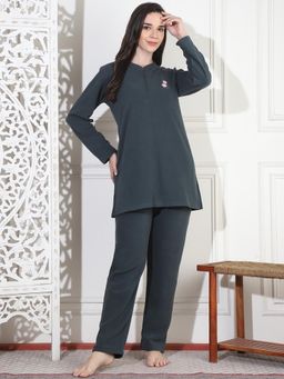 Kanvin - Women Winter Solid Green Kurti with Pajama (Set of 2)