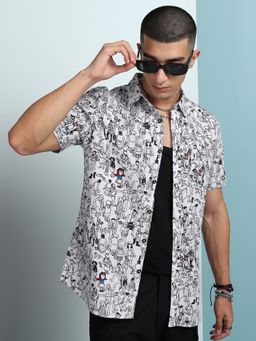 HIGHLANDER - Men Regular Collar Half Sleeve White Shirt