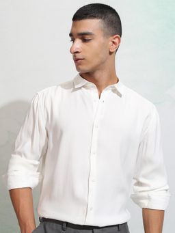 HIGHLANDER - Men Solid Casual Soft Shirt