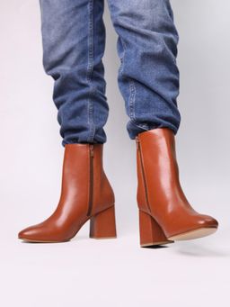 Monrow - Sarah Tan Block Casual Boots