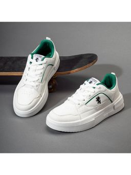 Red Tape - Men Solid White and Green Lifestyle Sneakers