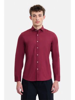 Snitch - Maroon Solid Full Sleeves Slim Shirt