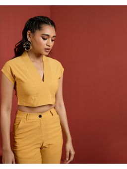 QONA - Rogue Boxy Crop Top