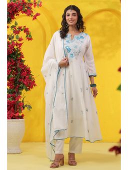 Scakhi - Turquoise Embroidered Cotton Mulmul Panelled Kurta with Pant and Dupatta