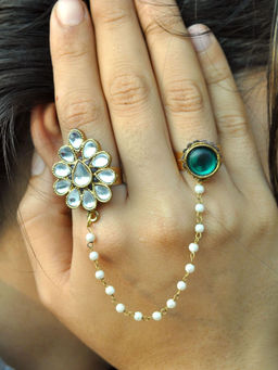 BeAbhika - Dynamic Duo Two Finger Green Round Ring