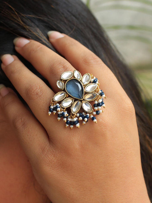 BeAbhika Kundan Adorned Ring