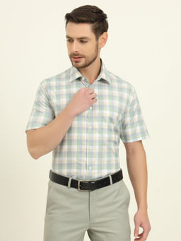 JadeBlue - Men Green Regular Fit Formal Shirt