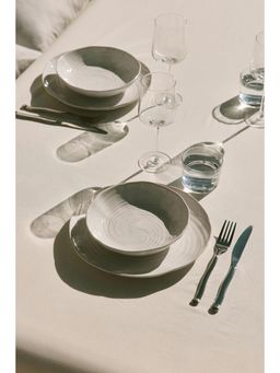 H&M - White 2-Pack Textured Stoneware Soup Bowls