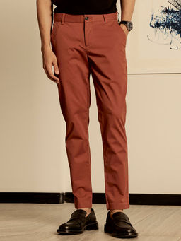 Andamen - Men Rust Solid Cotton Blend Regular Fit Chino