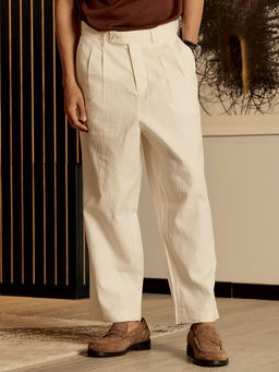 Andamen - Men Beige Herringbone Straight Trouser