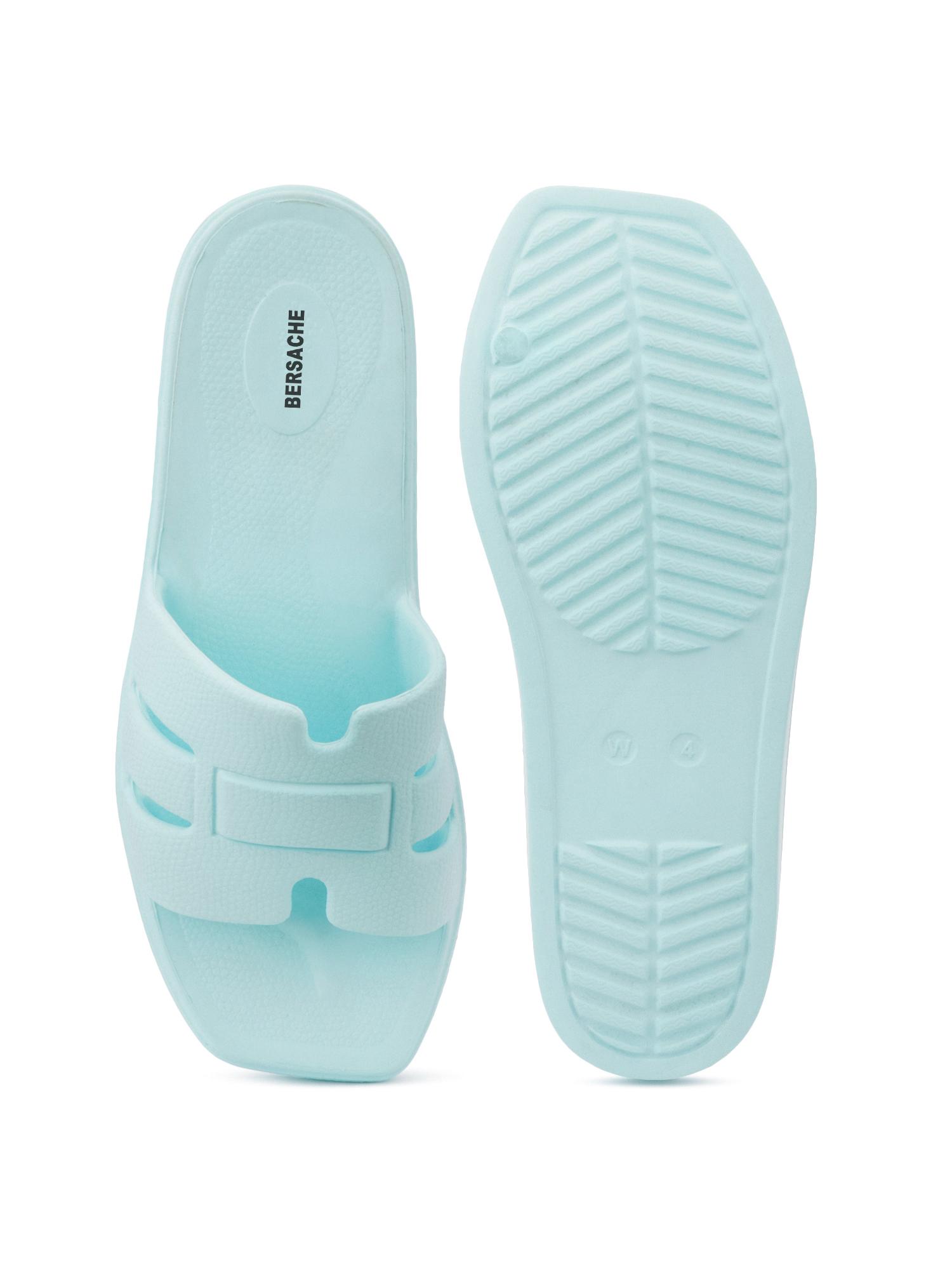 Extra Soft Classic Casual with Ultra Soft Blue Clogs for Womens