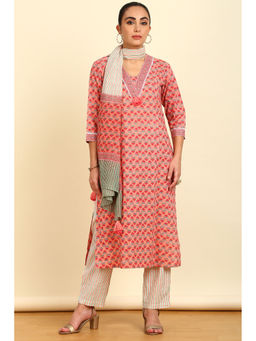 Soch - Women's Peach Cotton Floral Print Kurta & Pant with Dupatta (Set of 3)