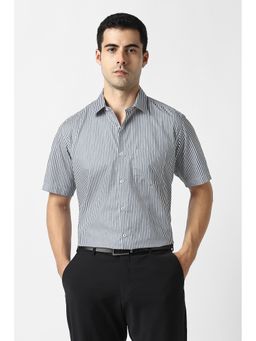 Van Heusen - Men Grey Stripe Half Sleeves Formal Shirt