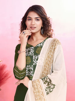 MOJILAA - Women's Green Blend Viscose Silk Ethnic Motifs Kurta with Pant and Dupatta (Set of 3)