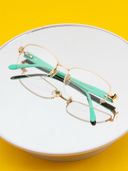 Gold color option, Currently selected