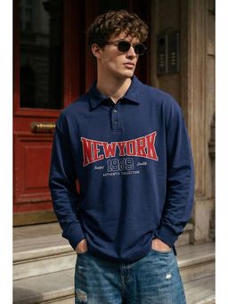 VEIRDO - Men Navy Blue Typography Oversized Polo T-shirt
