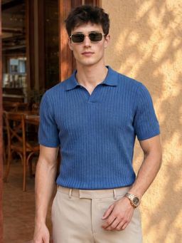 VEIRDO - Men Blue Knit Regular Fit Polo T-shirt