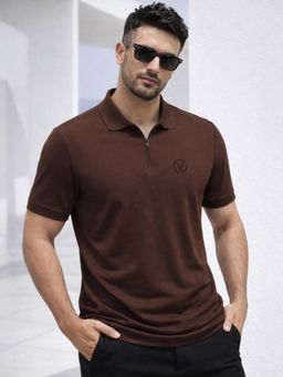VEIRDO - Men Brown Solid Regular Fit Zipper Polo T-shirt
