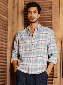 CAHOOT - Men Light Blue Tartan Checks Relaxed Fit Full Sleeves Shirt