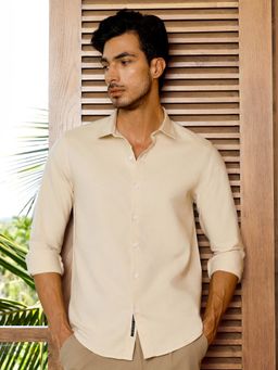CAHOOT - Men Cream Solid Regular Fit Full Sleeves Shirt