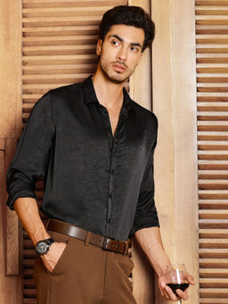 CAHOOT - Men Black Textured Regular Fit Full Sleeves Shirt