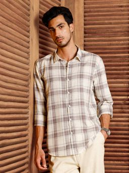 CAHOOT - Men Off-White Tartan Checks Regular Fit Full Sleeves Shirt