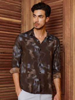 CAHOOT - Men Dark Brown Abstract Printed Regular Fit Full Sleeves Shirt