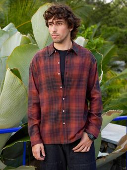 CAHOOT - Men Red Tartan Checks Relaxed Fit Full Sleeves Shirt