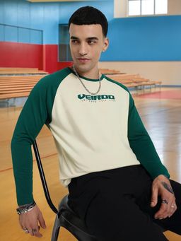 VEIRDO - Men Off White and Green Colorblock T-shirt