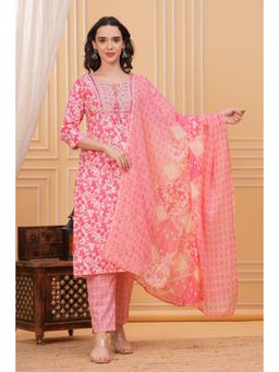 Gahan - Women Floral Printed Pink Cotton Kurta Pant Dupatta