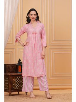 Gahan - Women Pink Rayon Kurta with Palazzo