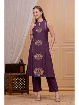 Gahan - Women Cotton Flex Wine Kurta with Pant