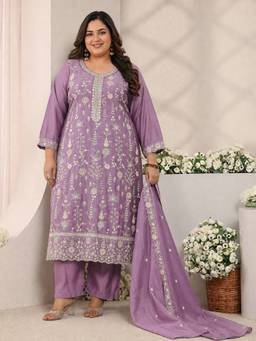 Extra love by Libas - Women Silk Blend Lavender Kurta With Pant & Dupatta