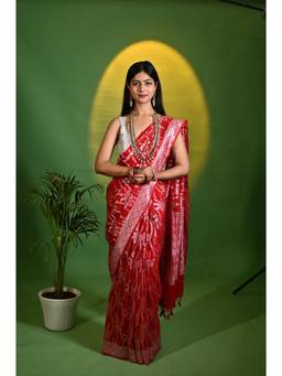 Biyahuti - Women Georgette Pink Handloom Saree