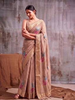 Sutriti - Women Cotton Peach Handloom Saree