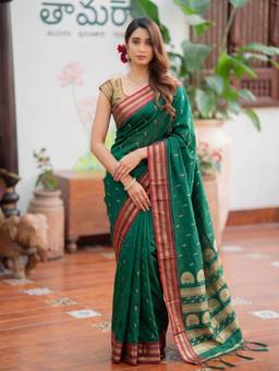 Sutriti - Women Silk Green Handloom Saree