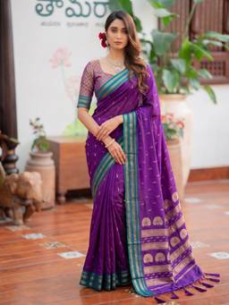 Sutriti - Women Silk Purple Handloom Saree