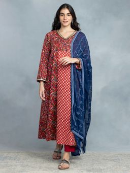 SHAYE - V-Neck Red Printed Ethnic Kurta for Women (Set of 3)