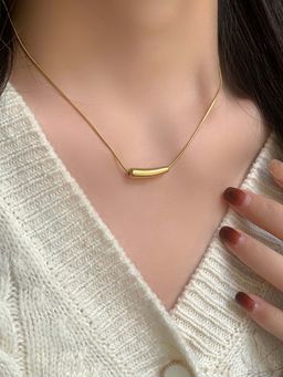 Designs & You - Gold-Plated Anti Tarnish Minimalistic Teardrop Necklace