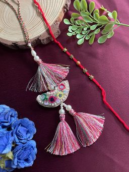 Digital Dress Room - Tortoise/Pearls Lumba Rakhi (Set of 2)