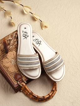 Zebba - Women L. Gold Flats