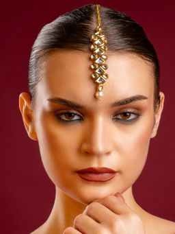 PANASH - Gold-Plated Kundan Pearl Studded Maangtikka