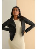 Black color option, Sold out, Currently selected