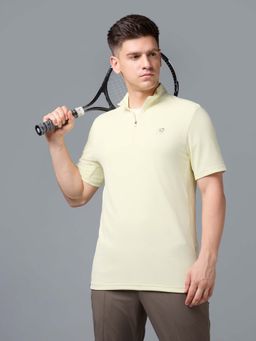 Technosport - Men Yellow Textured Half Sleeves High Neck T-shirt