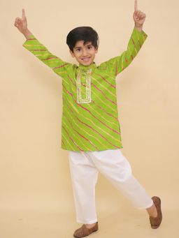 LITTLE GINNIE - Boys Green Lehriya Printed Kurta with Pyjama
