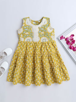 The Magic Wand - Mustard Floral Knee Length Dress