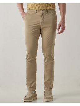 Reid & Taylor - Men Beige Solid Slim Chinos